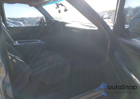 2005 Chevrolet Silverado 1500 Ls z USA, uszkodzony, nr VIN 2GCEC13T051291376